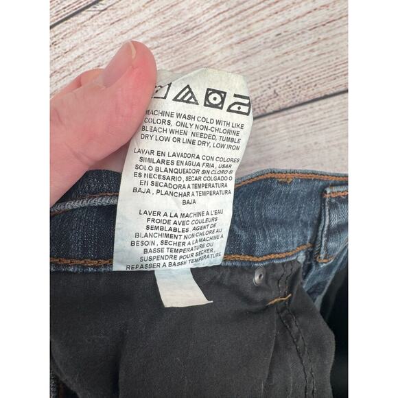 Wrangler Retro Relaxed Boot Cut Jeans Men's Size 31x32 Blue Medium Wash Denim - Picture 9 of 11